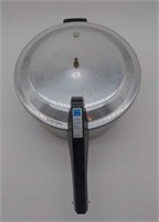 (2) Mirro-Matic Pressure Cookers
