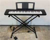 Yamaha Digital Keyboard Piaggero NP-11