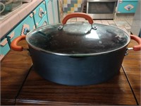 Rachel Ray Large Covered Oval Pot