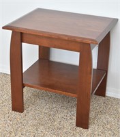 Simply Amish Aaralyn End Table