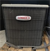 Lennox AC Unit 13ACD-024-230-05
