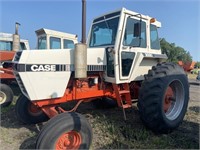 1983 Case 2090 tractor, clean low hour tractor