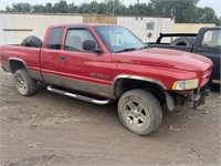 PARTS ONLY, Dodge 4x4, RUNS AND DRIVES