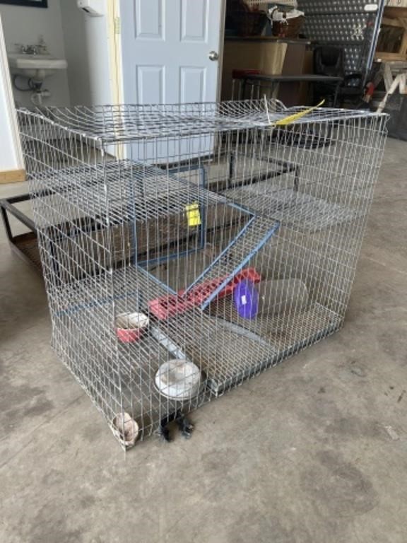 Small Animal Cage w/ Ramps