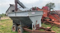 Rear auger wagon, 99“ x 69“ x 67“, pin hitch, PTO