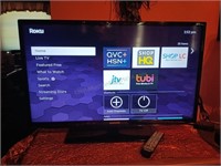 Samsung 32"  Flat Screen Smart  TV w Remote