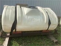 600 gallon Plastic Tank on a steel Skid