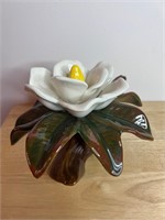 Vintage magnolia decor