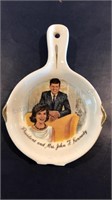 JFK PRESIDENT AND MRS JFK CIRCA 1960 Spoon Rest
