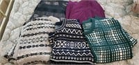Lot of Men's Size Large Sweaters