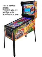 Pinball Hot Wheels Deluxe  New in Box