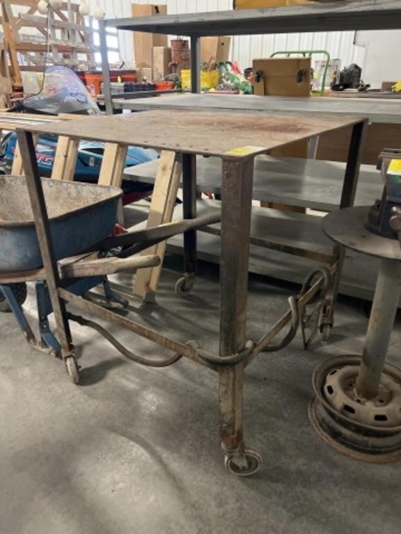 Steel Welding Bench & Vice on Stand