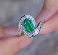 2ct Natural Emerald 18Kt Gold Ring