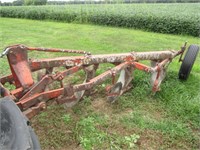 ALLIS CHALMERS 3 PT 4 BOTTOM PLOW, LIKE NEW MOLD