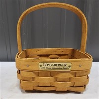 Signed 1996 longaberger small appreciation basket