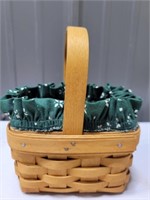 1995 small longaberger basket