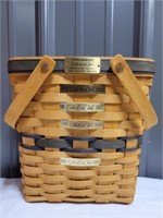 Signed 1996 longaberger collectors club basket