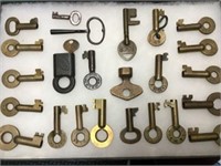 Vintage Key Collection 20+