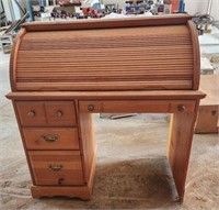 Stunning Wood Rolladex Roll Top Writing Desk