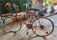 Vintage Fuji Sport 10 Road Bicycle