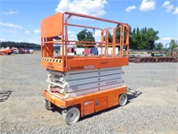 2016 Snorkel S4732E Scissor Lift