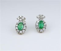 Elegant Fine Quality Emerald and Diamond Dangle
