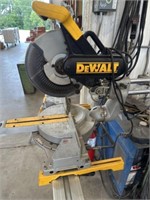 Dewalt 12" compound miter saw with stand