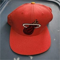 Miami Heat Baseball Cap - Mitchell and Ness