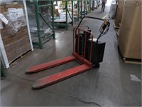 Mobile Truck Co Pallet Lift Truck "High Lift"