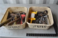 Pipe wrenches - Chisels - Squatre - Hammer - files