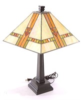 Mission Style Stained Glass Lamp Geometric Shade