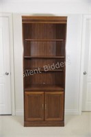 Wood Bookcase w Adjustable Shelf's & Storage