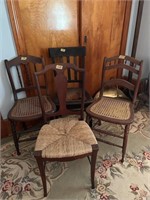 Lot of 4 chairs