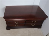 Wooden Coffee Table w/4 drawers 18hx42wx24"d