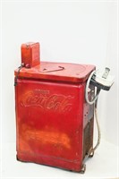 1940'S COCA-COLA VENDO 123 JUNIOR VENDING MACHINE