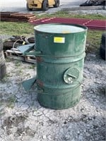 50 Gallon Barrel w/ Mounting Bracket & Top Lid