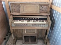 W.W. Kimball Company Organ - Does Not Work