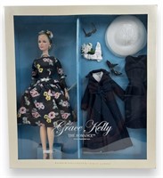 NIB 2011 Barbie Grace Kelly The Romance Doll