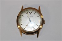 14k yellow gold Vintage Le Coultre Watch 17 jewel