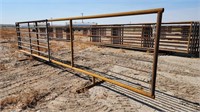 Free Standing Livestock Panel with Single End Gate