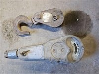 Parking meter w/key & pulley