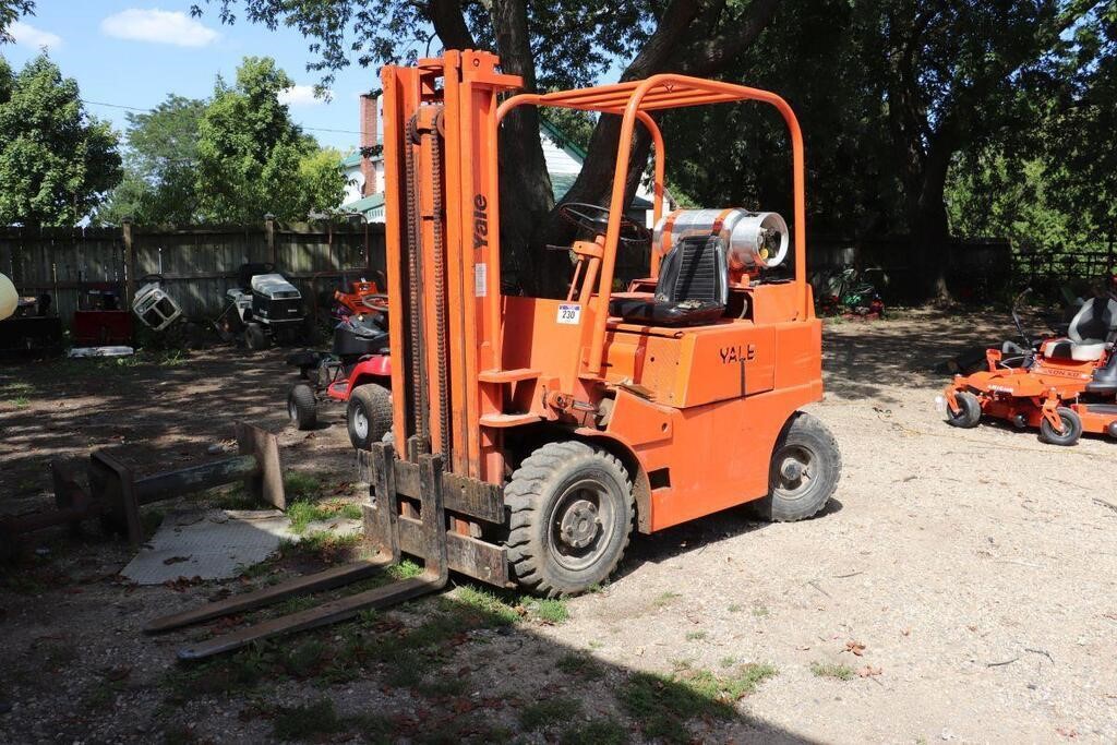 YALE OUTDOOR FORKLIFT