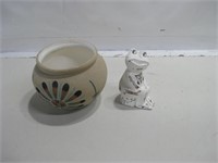 5" Tall Sand Painted Pot & Pottery Frog See Info
