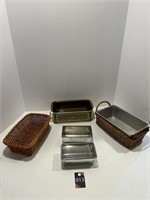 Bread Pans & Holders