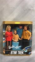 1996 Star Trek gift set Barbie & ken
