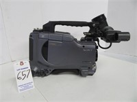 Sony PDW-530 XDCAM Camcorder w/Viewfinder -NO Eyep