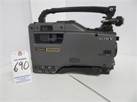 Sony DVW-790WS Digital BetaCam Camcorder-NO Viewfi