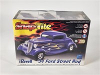 REVELL 1/25TH SCALE SNAPTITE - '34 FORD MODEL KIT