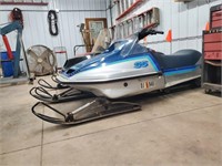 1984 Blue Yamaha 440 SS snowmobile