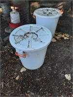 2- feed buckets